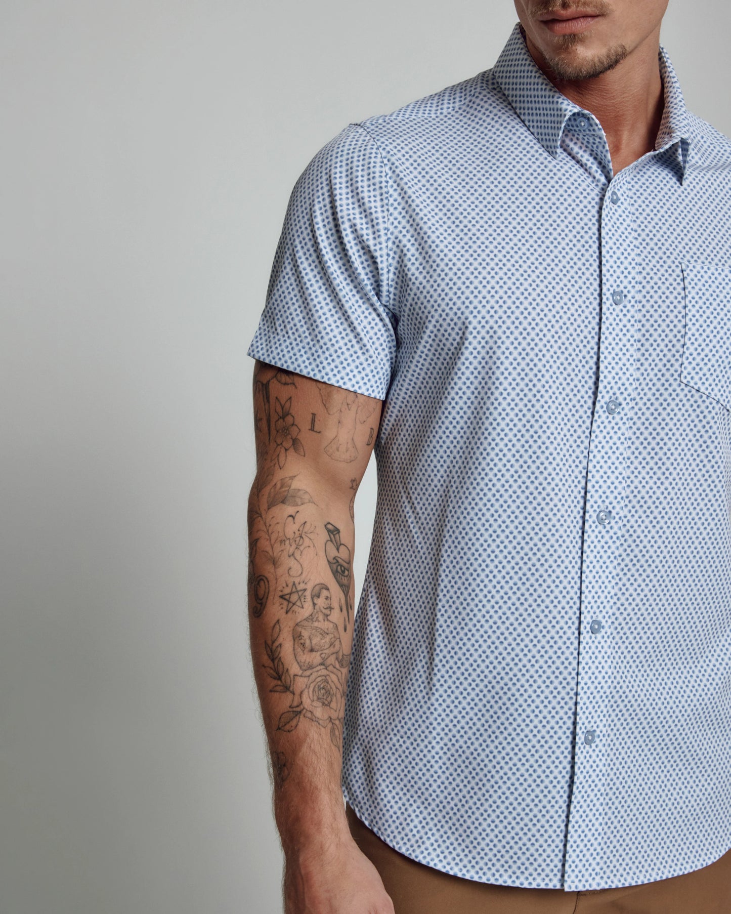 Alonzo Short Sleeve Shirt (Light Blue)