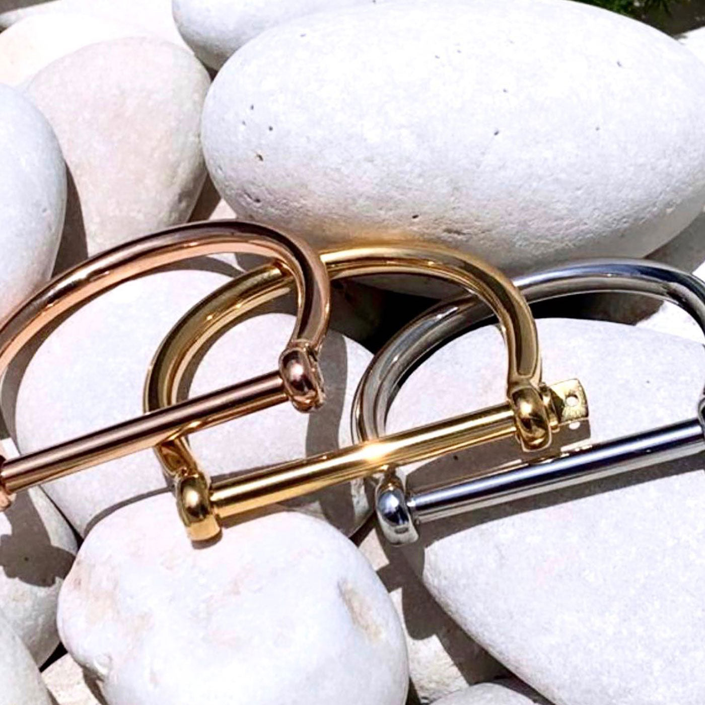 Shackle Bangle (Rose Gold)